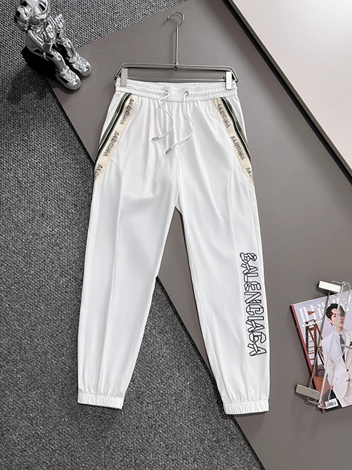 バレンシアガ   新しいカジュアルパンツ