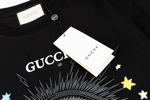 グッチ   デビルアイアルファベットクルーネック半袖Tシャツ