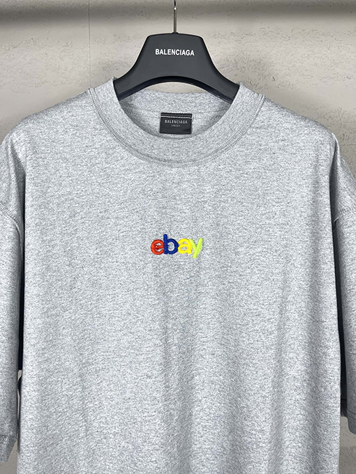 バレンシアガコピー   ロゴ刺繍半袖Tシャツ