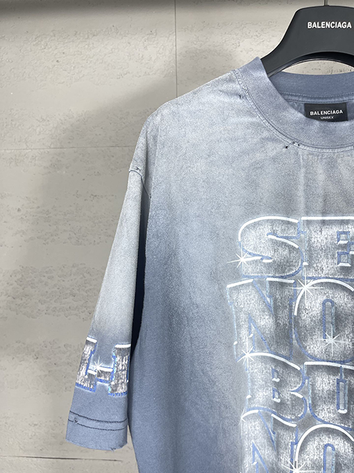 バレンシアガ プリントウォッシュ半袖Tシャツ