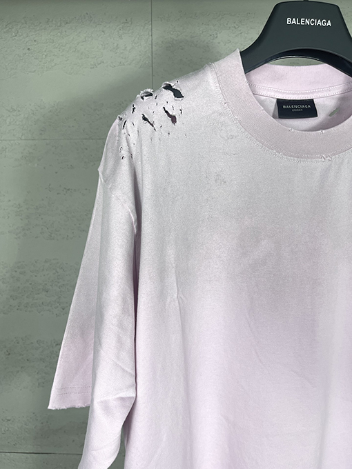 バレンシアガ バックロゴウォッシュ磨かれた古い半袖Tシャツ