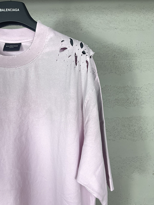 バレンシアガ バックロゴウォッシュ磨かれた古い半袖Tシャツ
