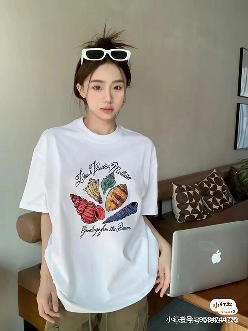 ルイヴィトン 巻き貝プリント半袖Tシャツ