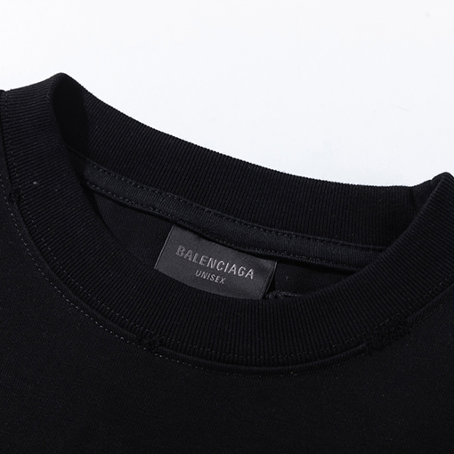 バレンシアガ 炎の文字プリント半袖Tシャツ
