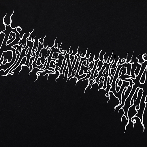 バレンシアガ 炎の文字プリント半袖Tシャツ