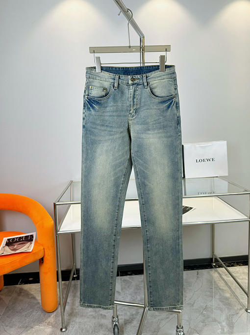 ヴァレンティノスーパーコピー カジュアルストレートスキニージーンズ