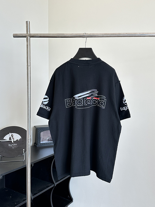 バレンシアガコピー   デザインロゴプリントクルーネック半袖Tシャツ