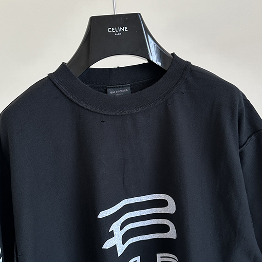 バレンシアガコピー   デザインロゴプリントクルーネック半袖Tシャツ