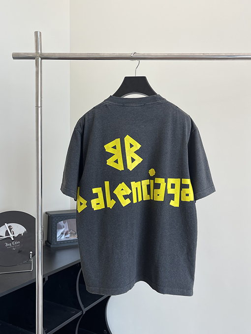 バレンシアガ テープレター半袖Tシャツ