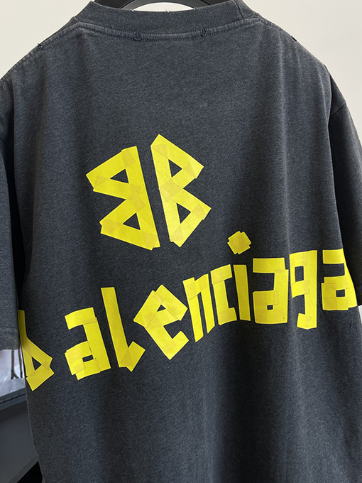 バレンシアガ テープレター半袖Tシャツ