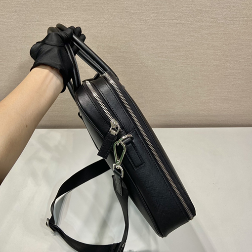 プラダ ダブルレイヤー ファッションブリーフケース