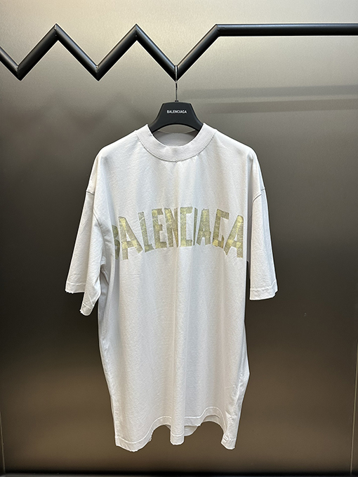 バレンシアガ テーププリント半袖Tシャツ
