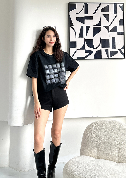 アレキサンダーワンスーパーコピー  リモコンのプリントフラワーファイル半袖Tシャツ