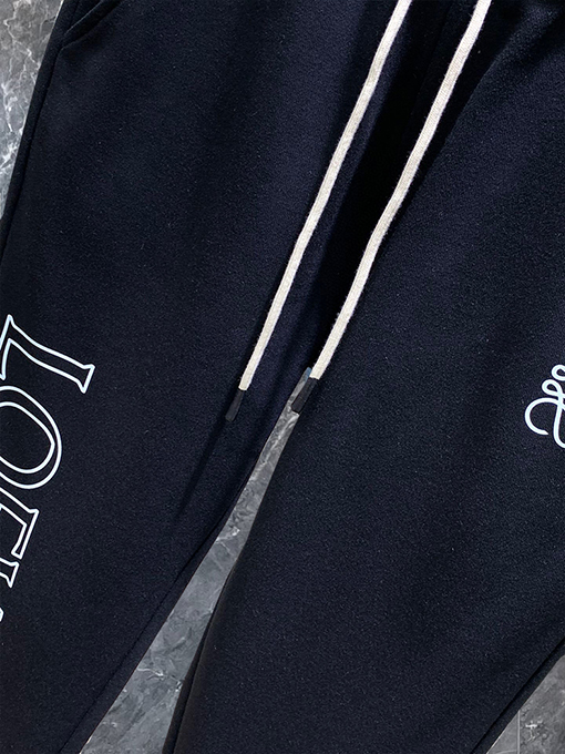 ロエベ 24SS 春のショーコレクション ロングパンツ