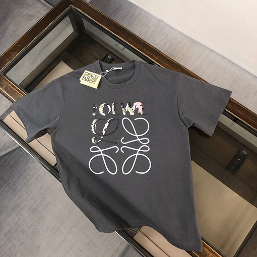 ロエベ  胸にパッチワークのアルファベット半袖Tシャツ