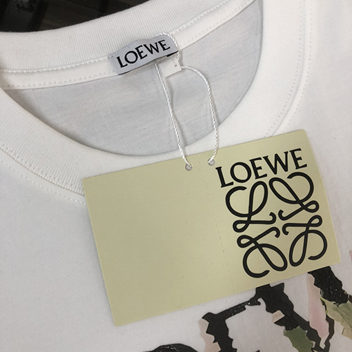 ロエベ  胸にパッチワークのアルファベット半袖Tシャツ