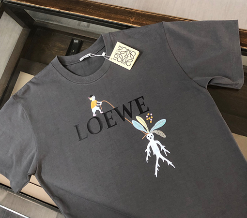 ロエベ 新しい半袖Tシャツ