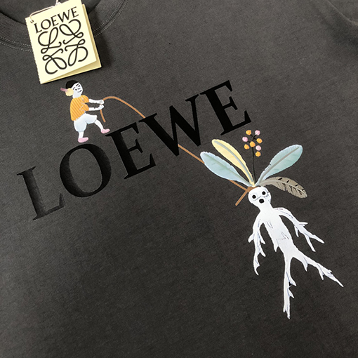 ロエベ 新しい半袖Tシャツ