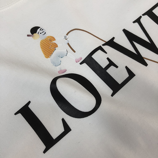 ロエベ 新しい半袖Tシャツ