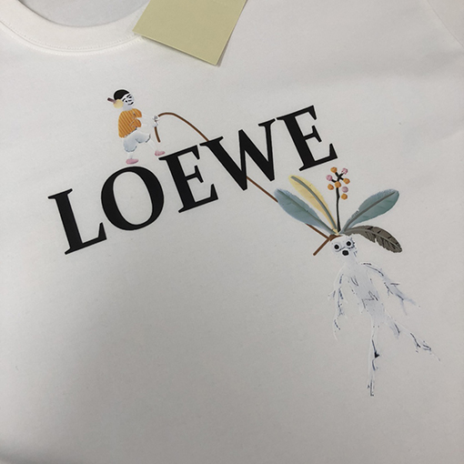 ロエベ 新しい半袖Tシャツ