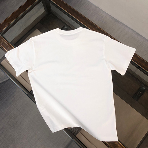 ロエベ  新しい半袖Tシャツ
