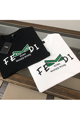 フェンディ シリコンプリント半袖Tシャツ