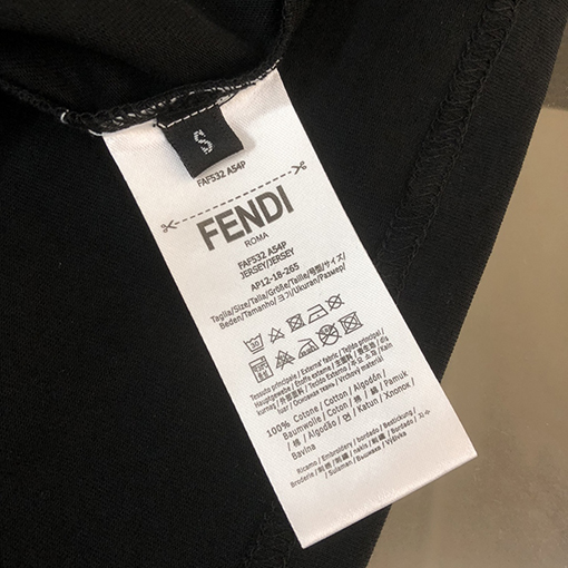 フェンディ シリコンプリント半袖Tシャツ