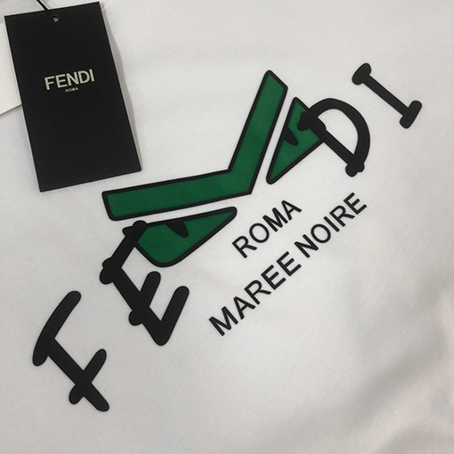 フェンディ シリコンプリント半袖Tシャツ