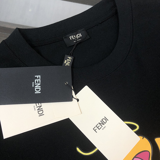 フェンディコピー 新しいカップルのラウンドネック半袖Tシャツ