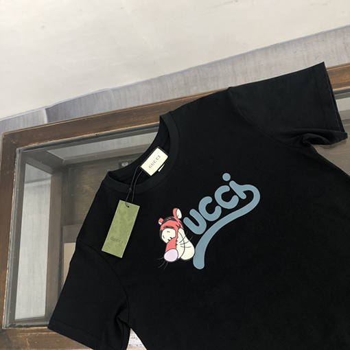 グッチ 新しいハイエンドファッション半袖Tシャツ
