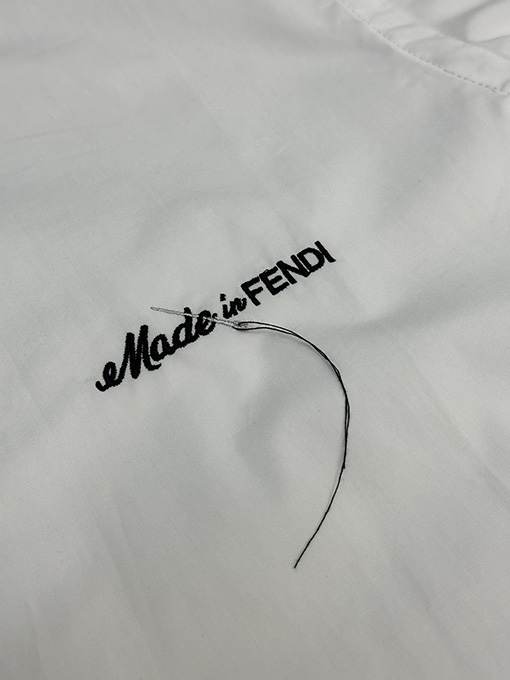 フェンディスーパーコピー 刺繍ロゴシャツ