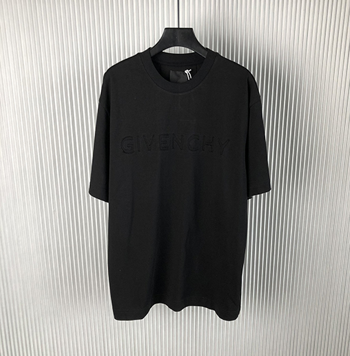 ジバンシイ 新しいアルファベットロゴ半袖Tシャツ