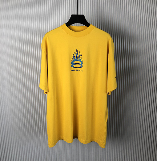 バレンシアガ 新しい炎のプリント半袖Tシャツ