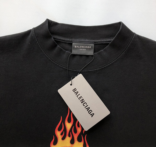 バレンシアガ 新しい炎のプリント半袖Tシャツ