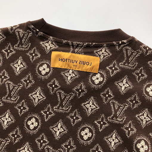 ルイヴィトンコピー  新しいジャカードロゴ半袖Tシャツ