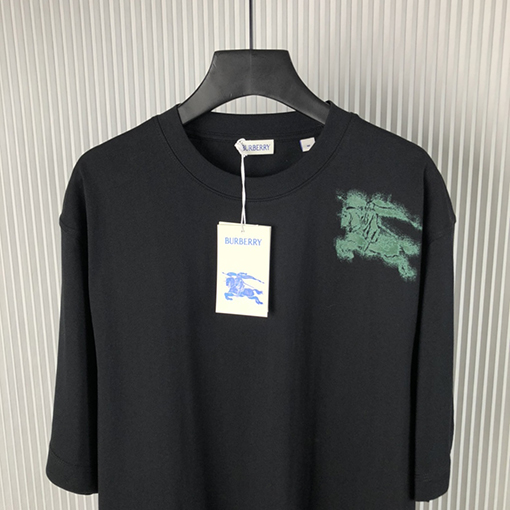 バーバリースーパーコピー 新しいラウンドネック半袖Tシャツ