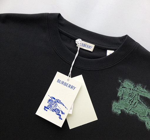 バーバリースーパーコピー 新しいラウンドネック半袖Tシャツ