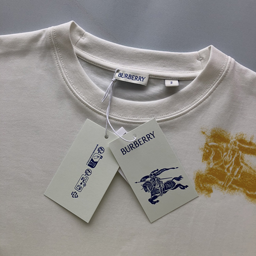 バーバリースーパーコピー 新しいラウンドネック半袖Tシャツ