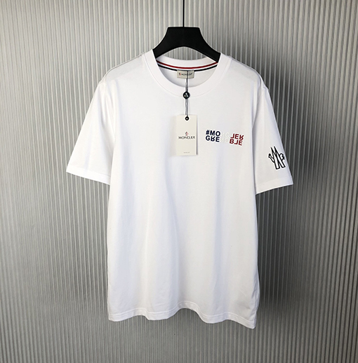 モンクレール 新しい立体文字半袖Tシャツ