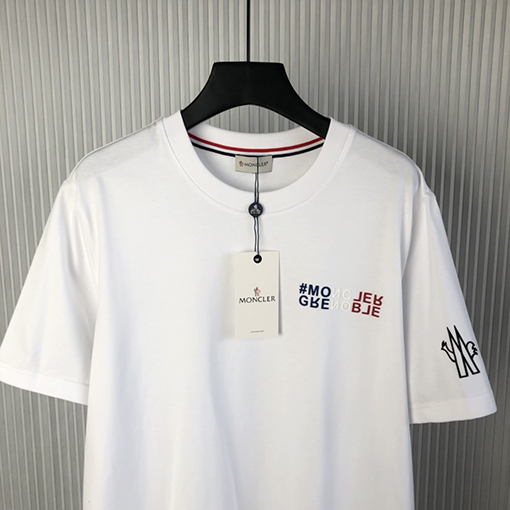 モンクレール 新しい立体文字半袖Tシャツ