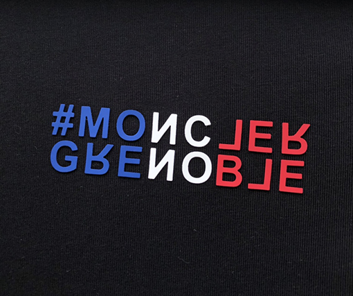 モンクレール 新しい立体文字半袖Tシャツ