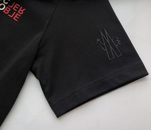 モンクレール 新しい立体文字半袖Tシャツ