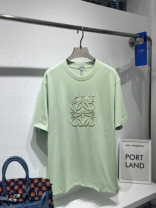 ロエベ  新しい無地のクラシックな大きなロゴ刺繍Tシャツ