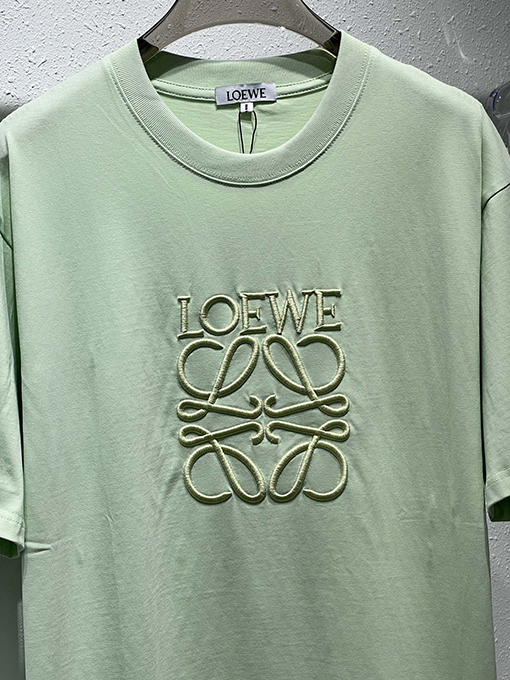 ロエベ  新しい無地のクラシックな大きなロゴ刺繍Tシャツ