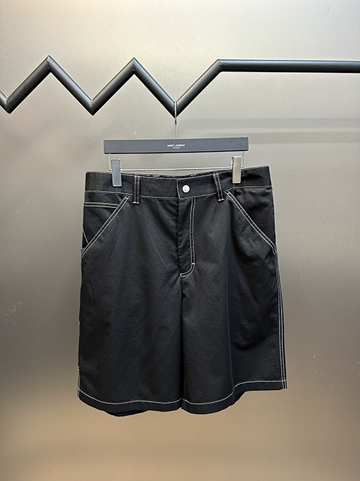 プラダスーパーコピー  三角マークのワークパンツ