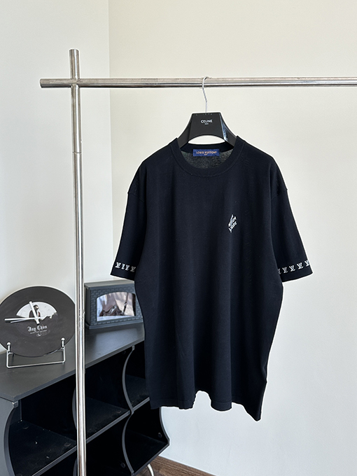 ルイヴィトン 新しいロゴ袖毛織り半袖Tシャツ