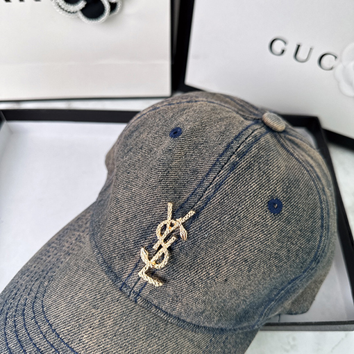 サンローランYSLロゴ CAP 帽子