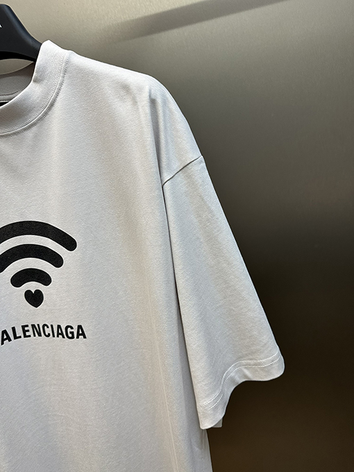 バレンシアガ スタイリッシュなワイヤレスプリント半袖Tシャツ