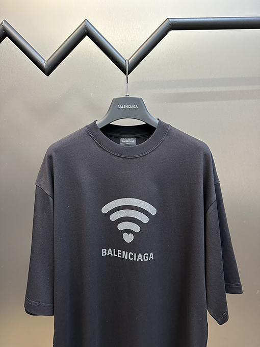 バレンシアガ スタイリッシュなワイヤレスプリント半袖Tシャツ