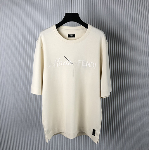 フェンディスーパーコピー  新しい針糸刺繍半袖Tシャツ